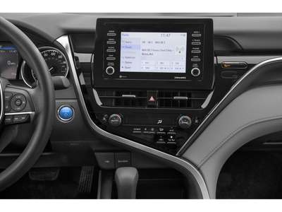 2023 Toyota Camry Hybrid XLE