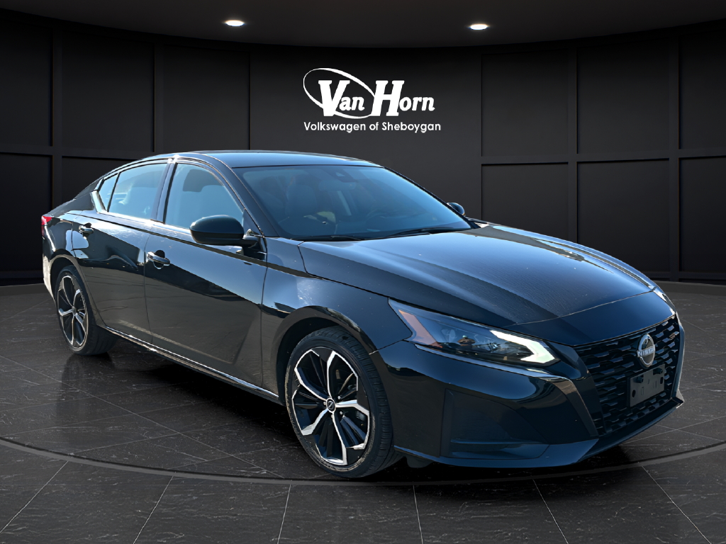 2024 Nissan Altima SR
