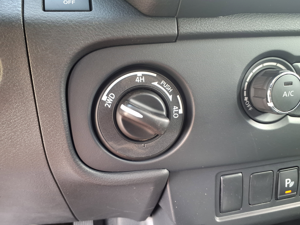 2026 Nissan Frontier Crew Cab SV