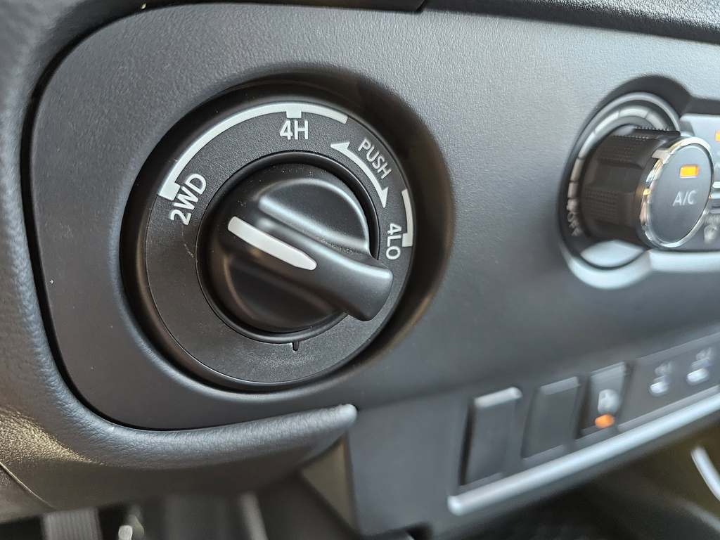 2026 Nissan Frontier Crew Cab S