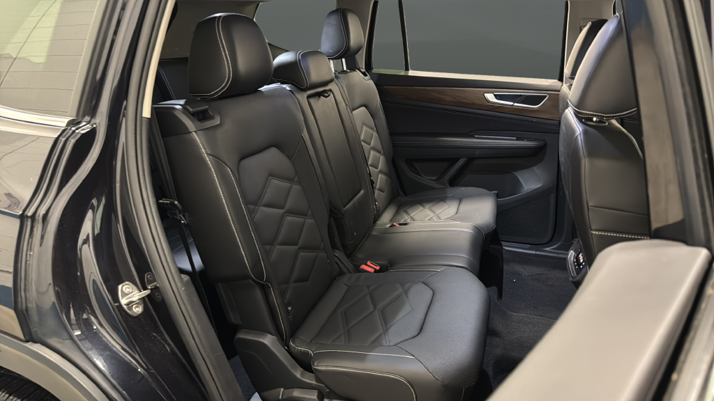 2024 Volkswagen Atlas 2.0T SE