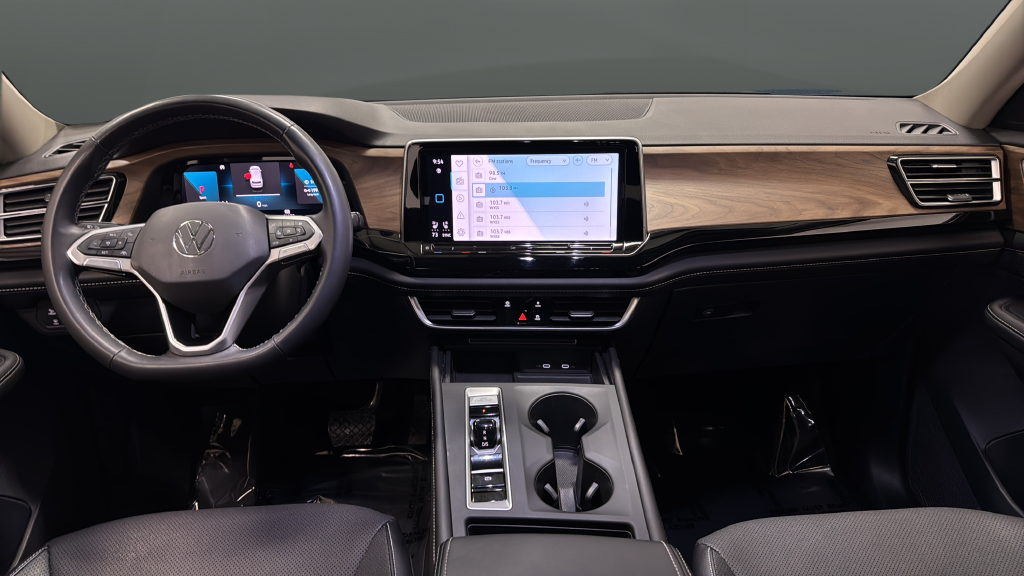 2024 Volkswagen Atlas 2.0T SE
