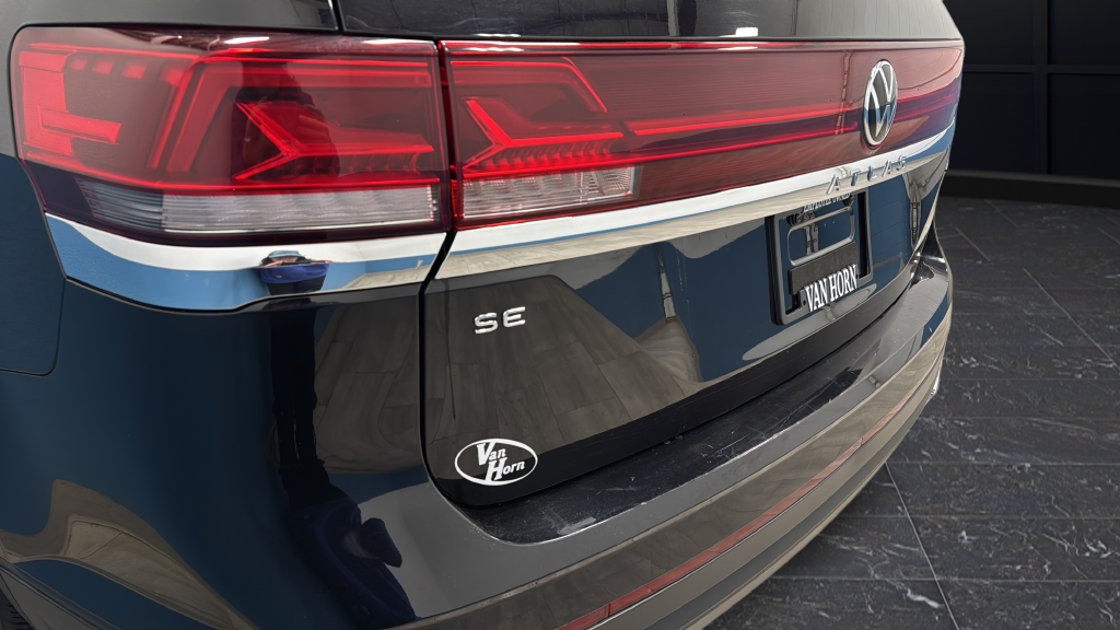 2024 Volkswagen Atlas 2.0T SE