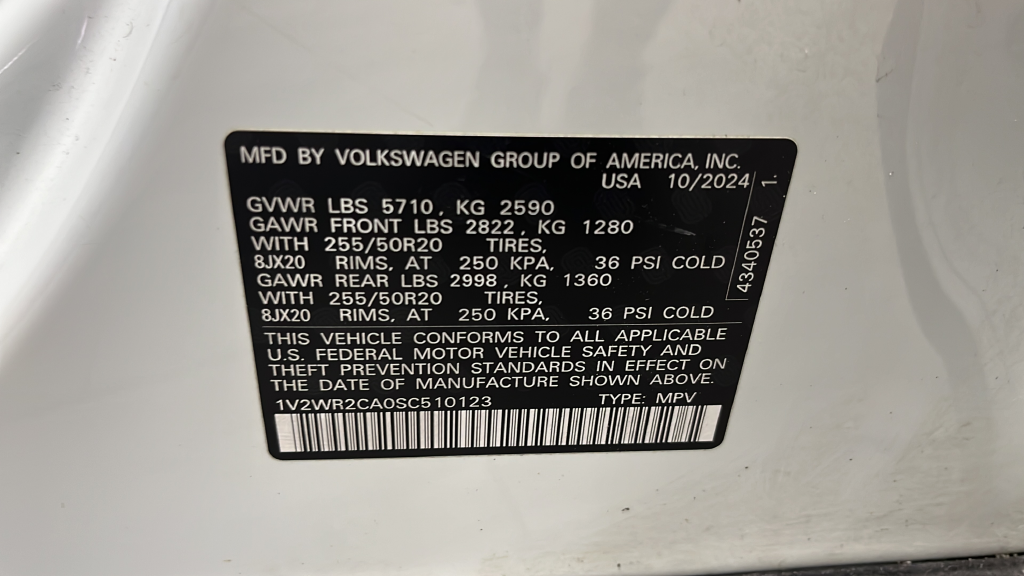 2025 Volkswagen Atlas 2.0T SE w/Technology