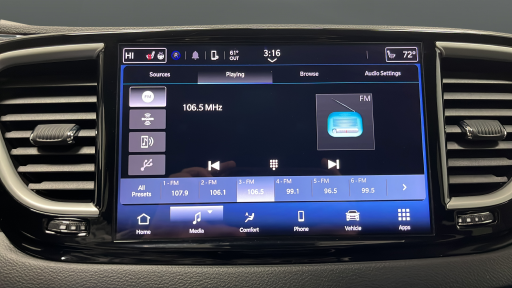 2024 Chrysler Pacifica Touring L