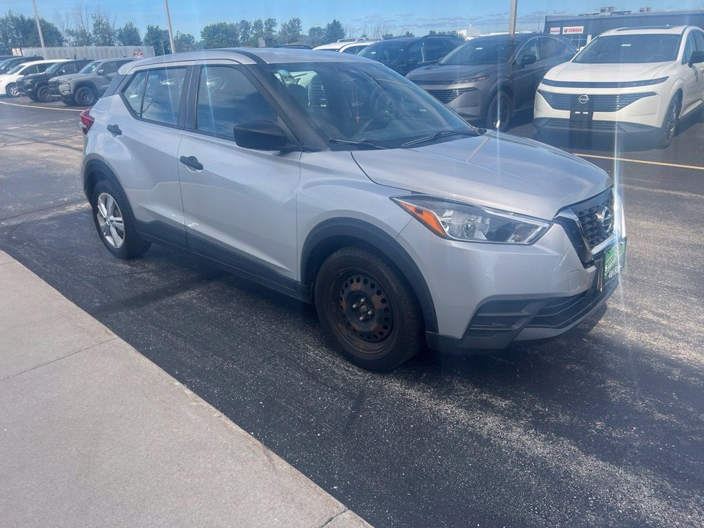2020 Nissan Kicks S