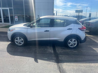 2020 Nissan Kicks S