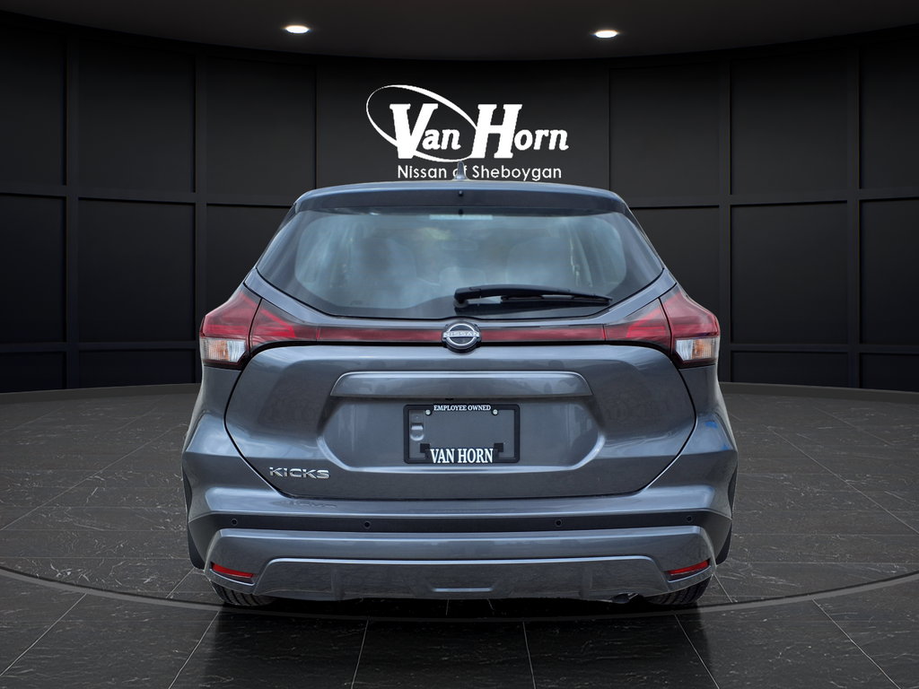 2025 Nissan Kicks Play S
