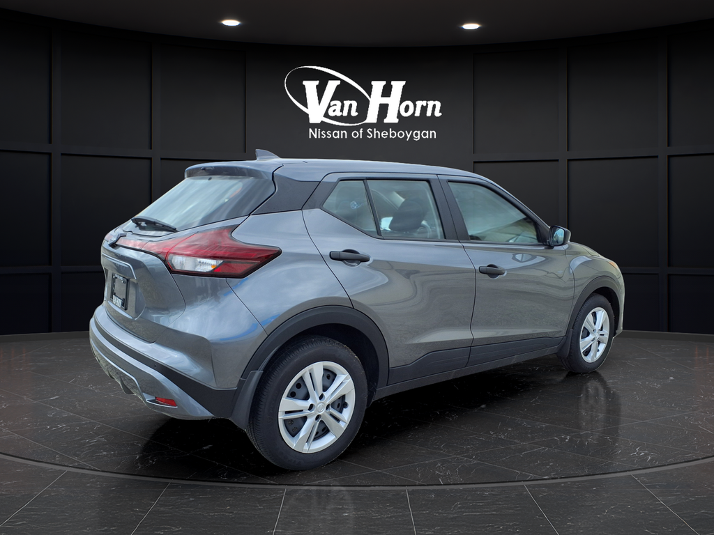 2025 Nissan Kicks Play S