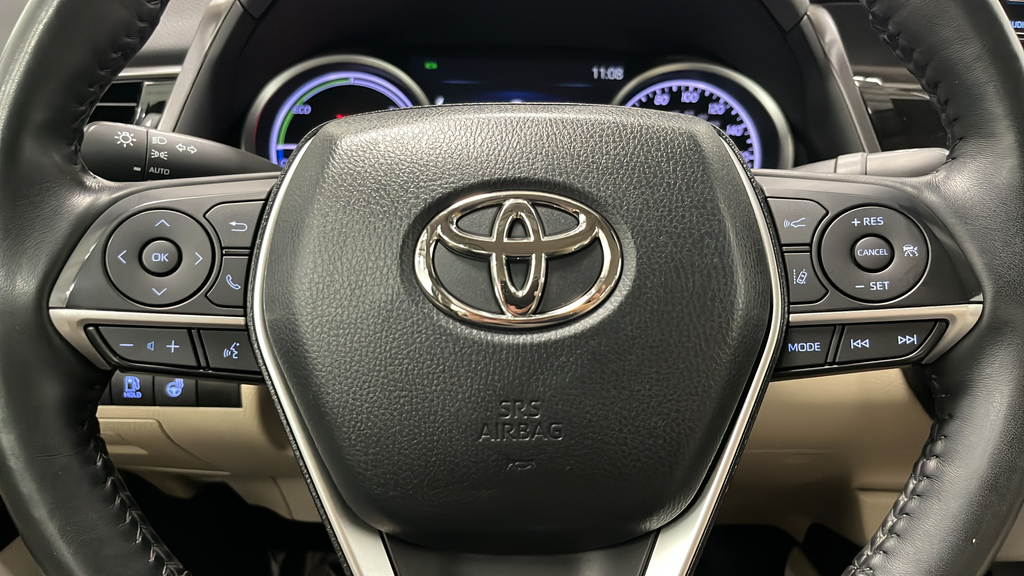2023 Toyota Camry Hybrid XLE