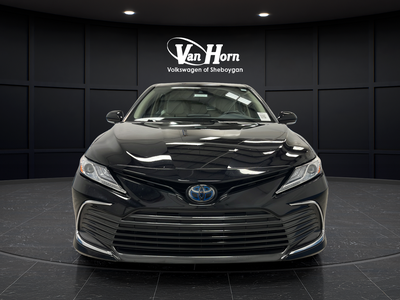 2023 Toyota Camry Hybrid XLE