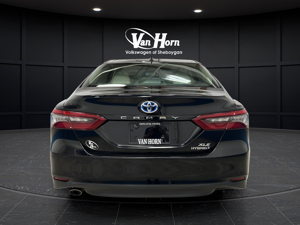 2023 Toyota Camry Hybrid XLE