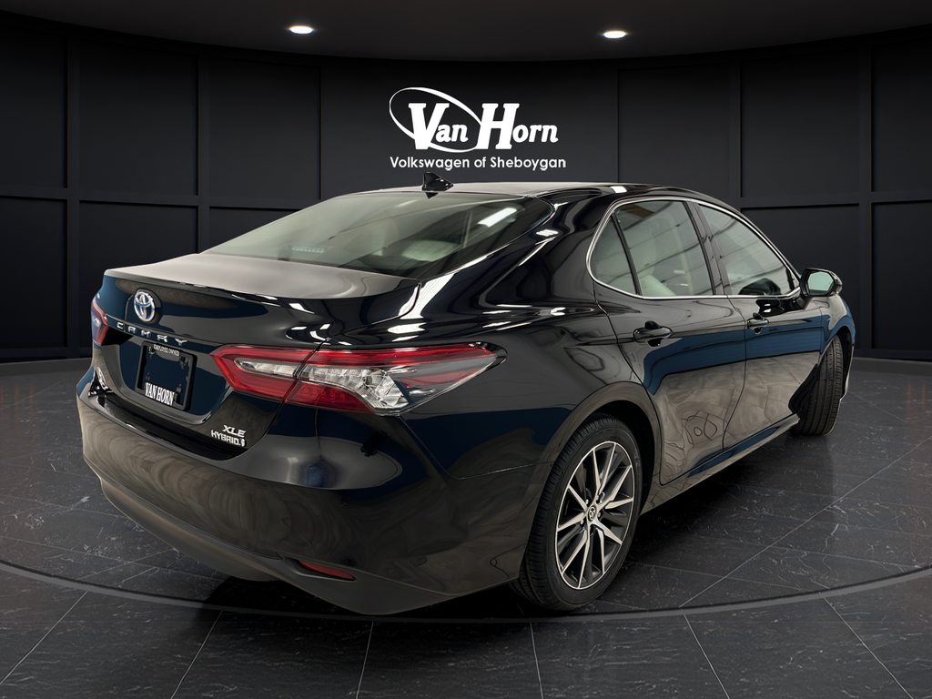 2023 Toyota Camry Hybrid XLE