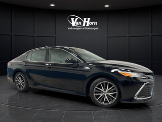 2023 Toyota Camry Hybrid XLE