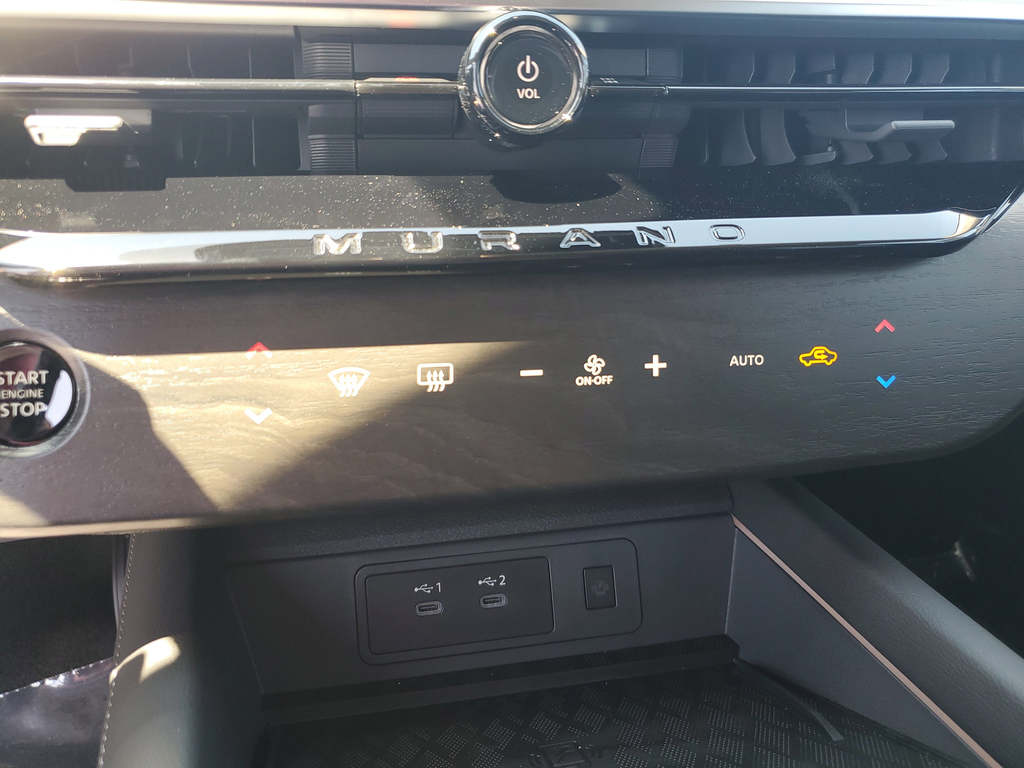 2025 Nissan Murano SL