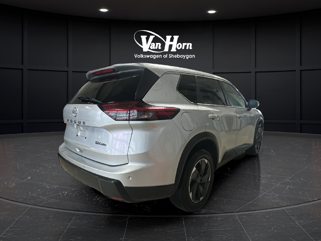 2024 Nissan Rogue SV