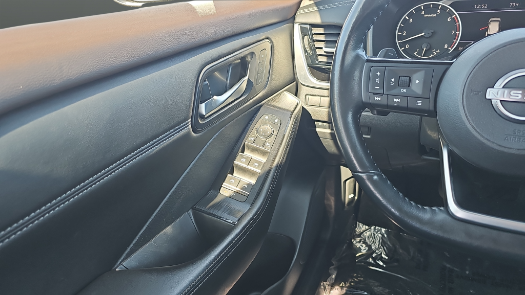 2022 Nissan Rogue SL