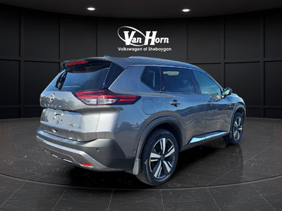 2022 Nissan Rogue SL