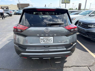 2022 Nissan Rogue SL