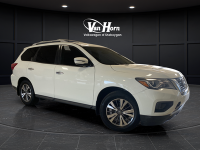 2020 Nissan Pathfinder S