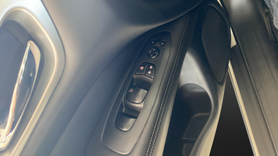 2020 Nissan Pathfinder S