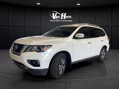 2020 Nissan Pathfinder S