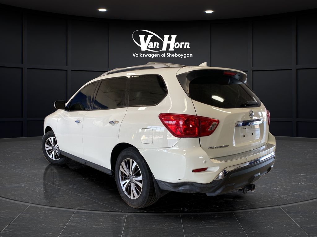 2020 Nissan Pathfinder S