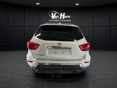 2020 Nissan Pathfinder S