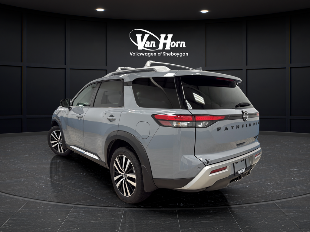 2025 Nissan Pathfinder Platinum