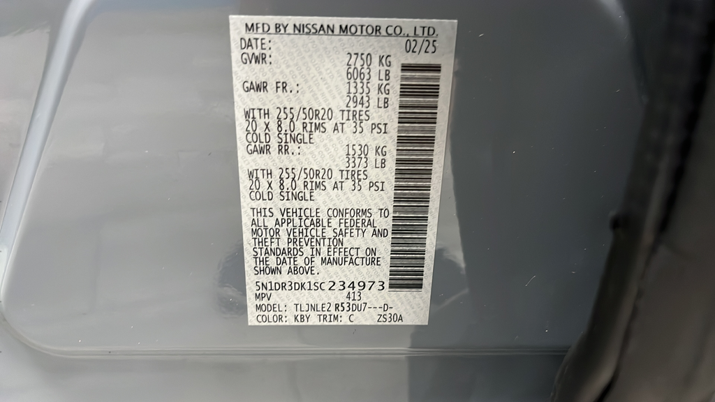 2025 Nissan Pathfinder Platinum