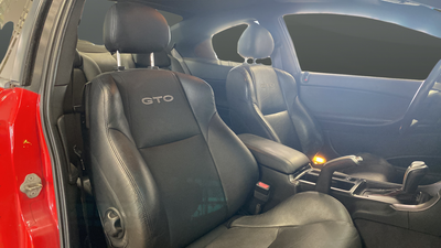 2004 Pontiac GTO Base
