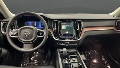2024 Volvo S60 B5 Plus Dark Theme