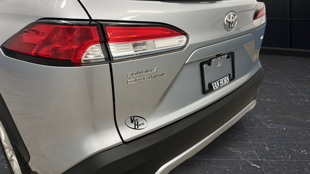 2023 Toyota Corolla Cross LE