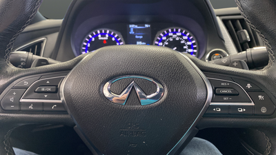 2017 INFINITI Q60 Red Sport 400