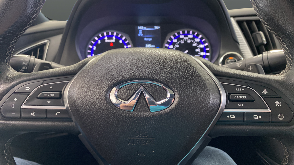 2017 INFINITI Q60 Red Sport 400