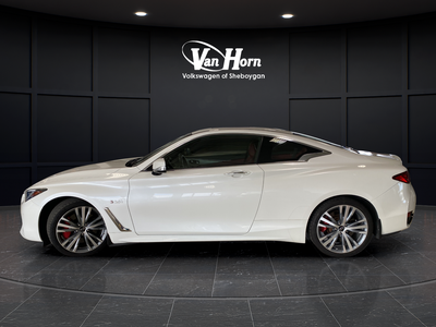 2017 INFINITI Q60 Red Sport 400