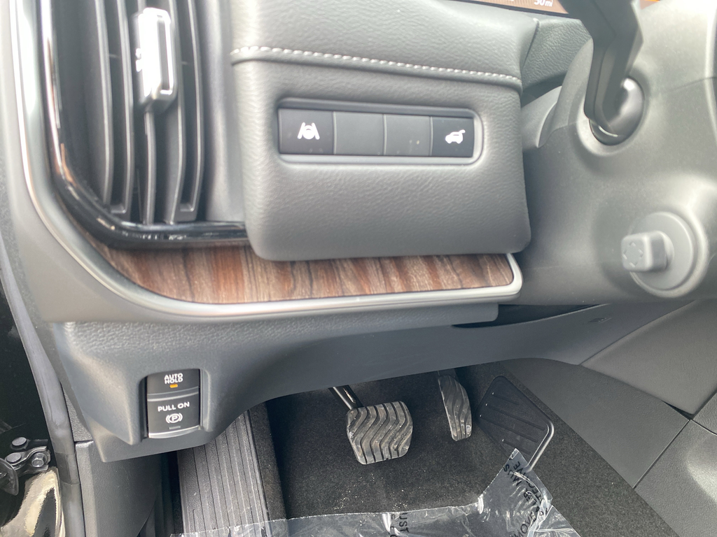2025 Nissan Armada SL