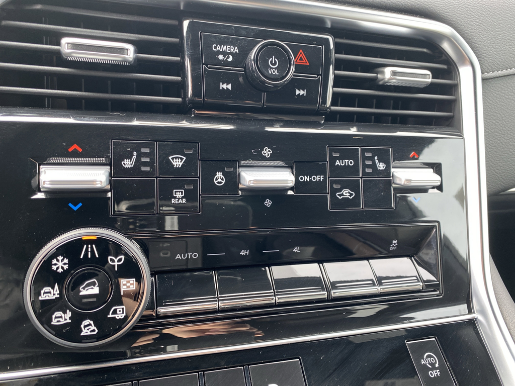 2025 Nissan Armada SL