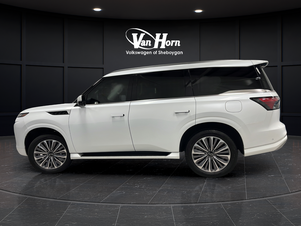 2025 INFINITI QX80 LUXE