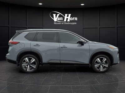 2025 Nissan Rogue SL