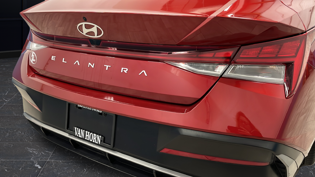 2025 Hyundai Elantra SEL Convenience