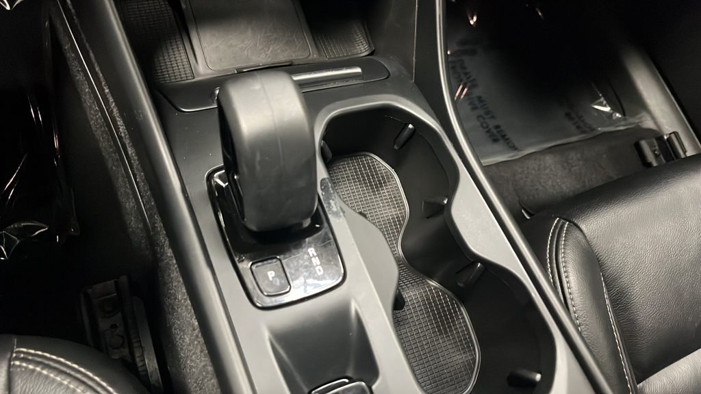 2022 Volvo XC40 Momentum