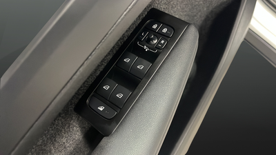 2022 Volvo XC40 Momentum