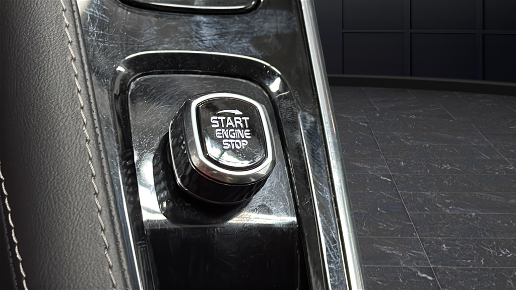 2024 Volvo XC90 Recharge Plug-In Hybrid Ultimate