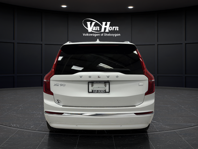 2024 Volvo XC90 Recharge Plug-In Hybrid Ultimate