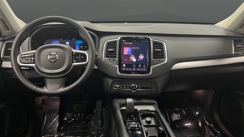 2023 Volvo XC90 B5 Core