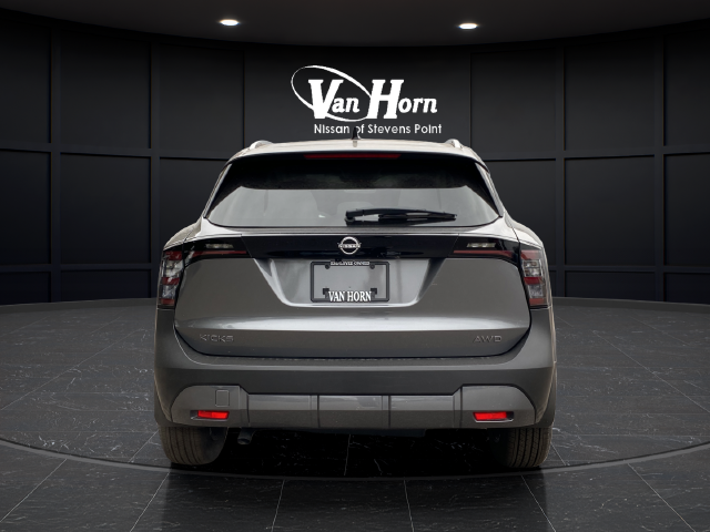 2027 Nissan Kicks SV