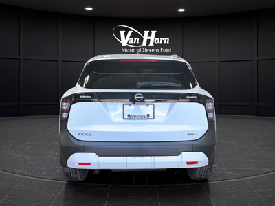 2027 Nissan Kicks SV