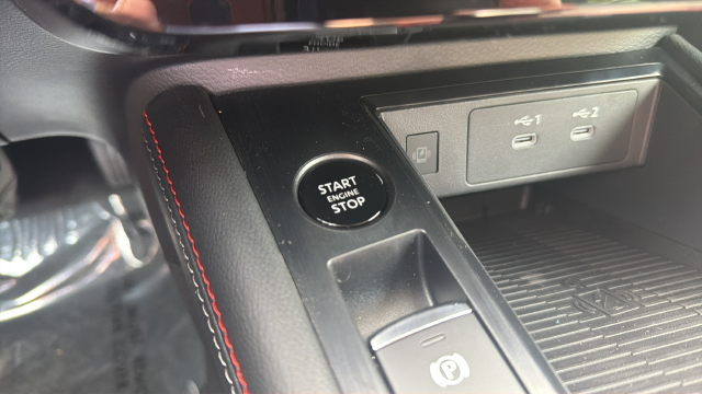 2027 Nissan Kicks SR