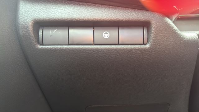 2027 Nissan Kicks SR